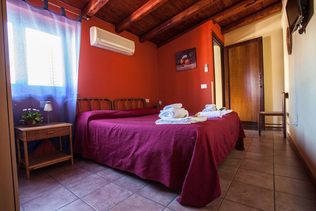 Terrasini 2000 Case Vacanza Quarto foto